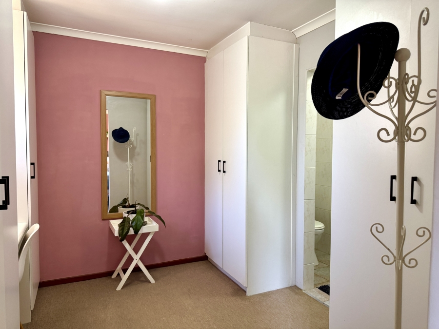 3 Bedroom Property for Sale in Glen Ive Western Cape